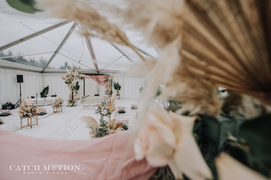 Blush wedding decor