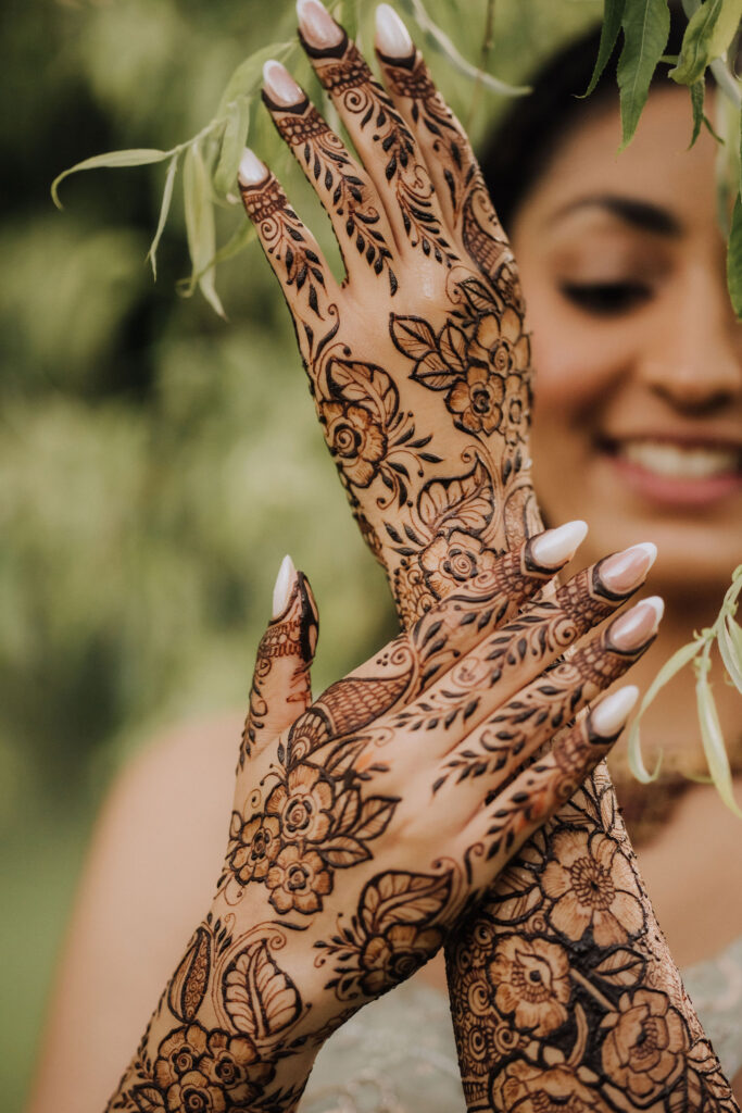 best bridal henna portraits